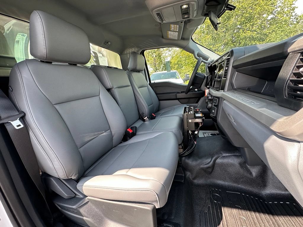 New 2026 Ford F550 4x4 Regular Cab Super Duty image 22