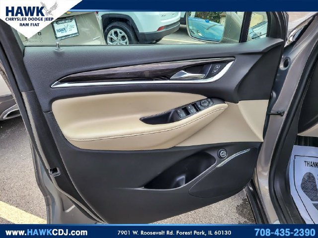 Used 2018 Buick Enclave Essence FWD image 24
