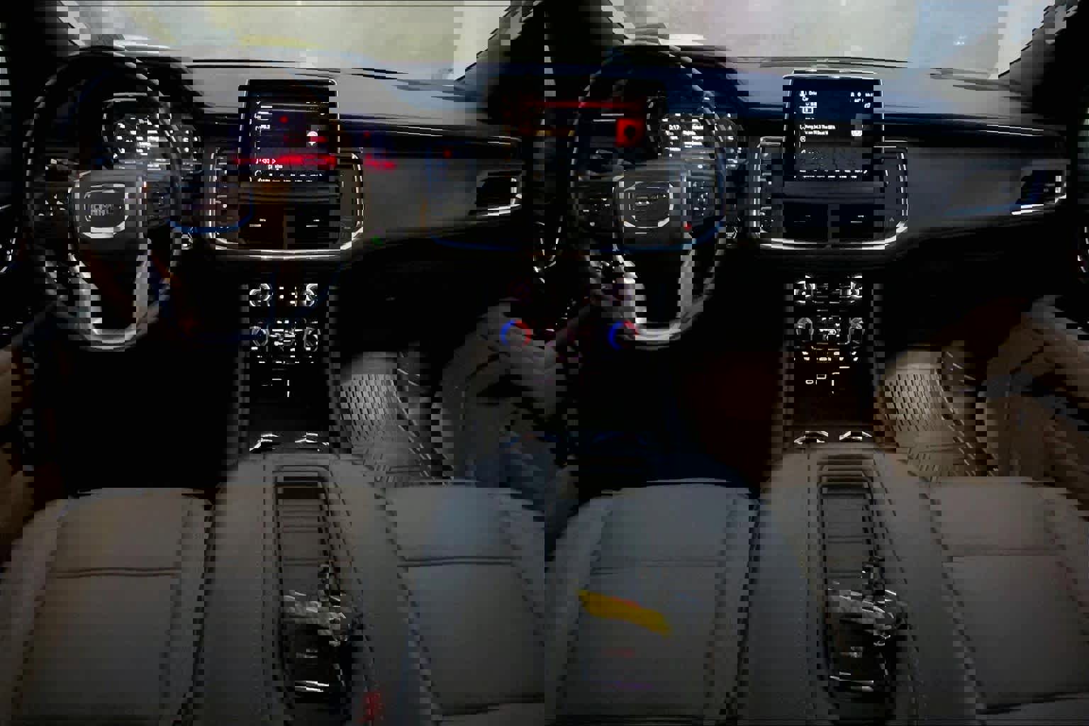 Used 2023 GMC Yukon SLT image 15