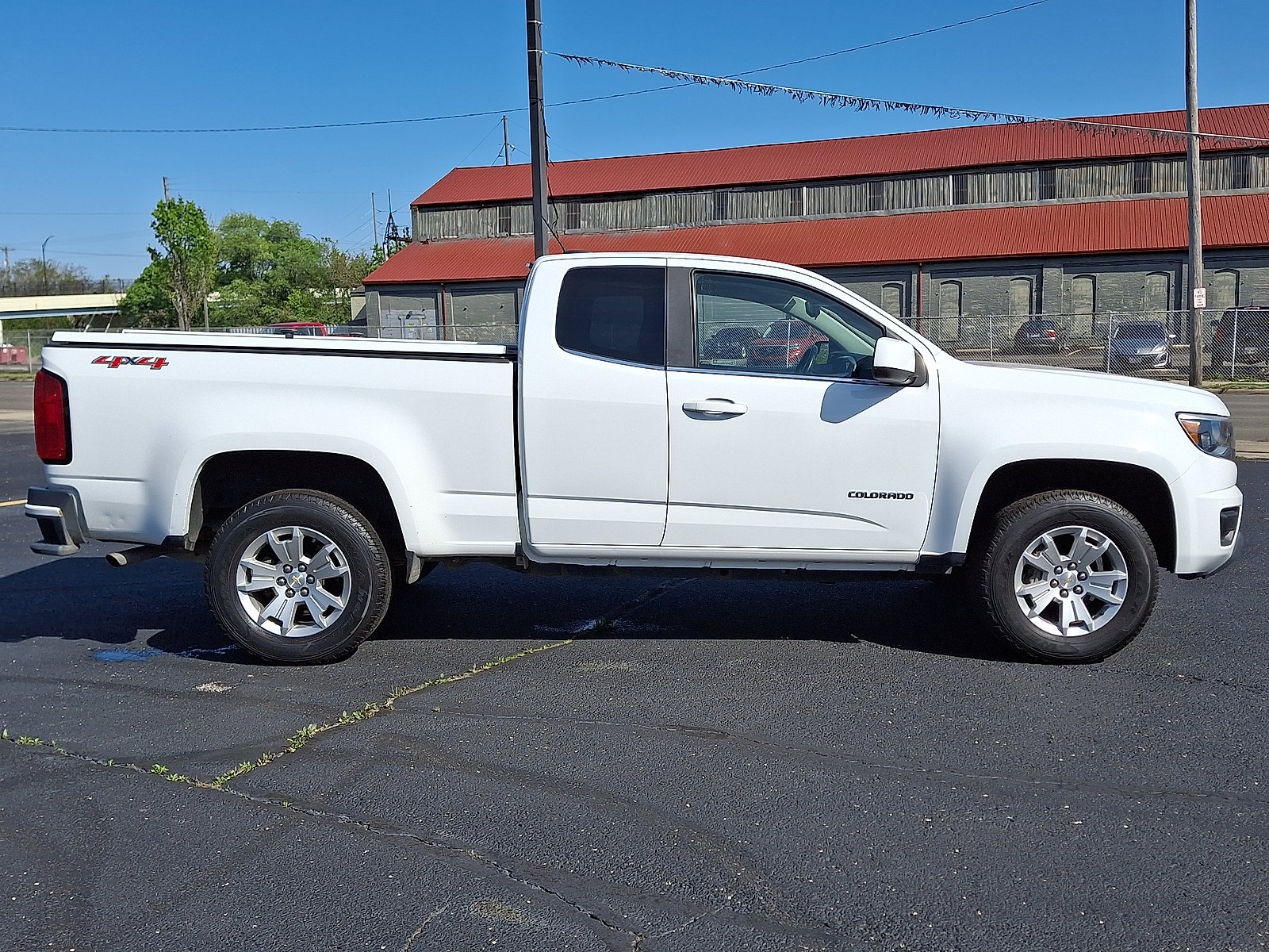 Used 2020 Chevrolet Colorado LT w/ Safety Package AWD/4WD image 17