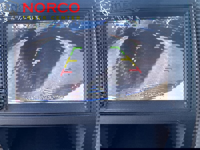 Used 2019 Nissan NV 2500 SV image 24