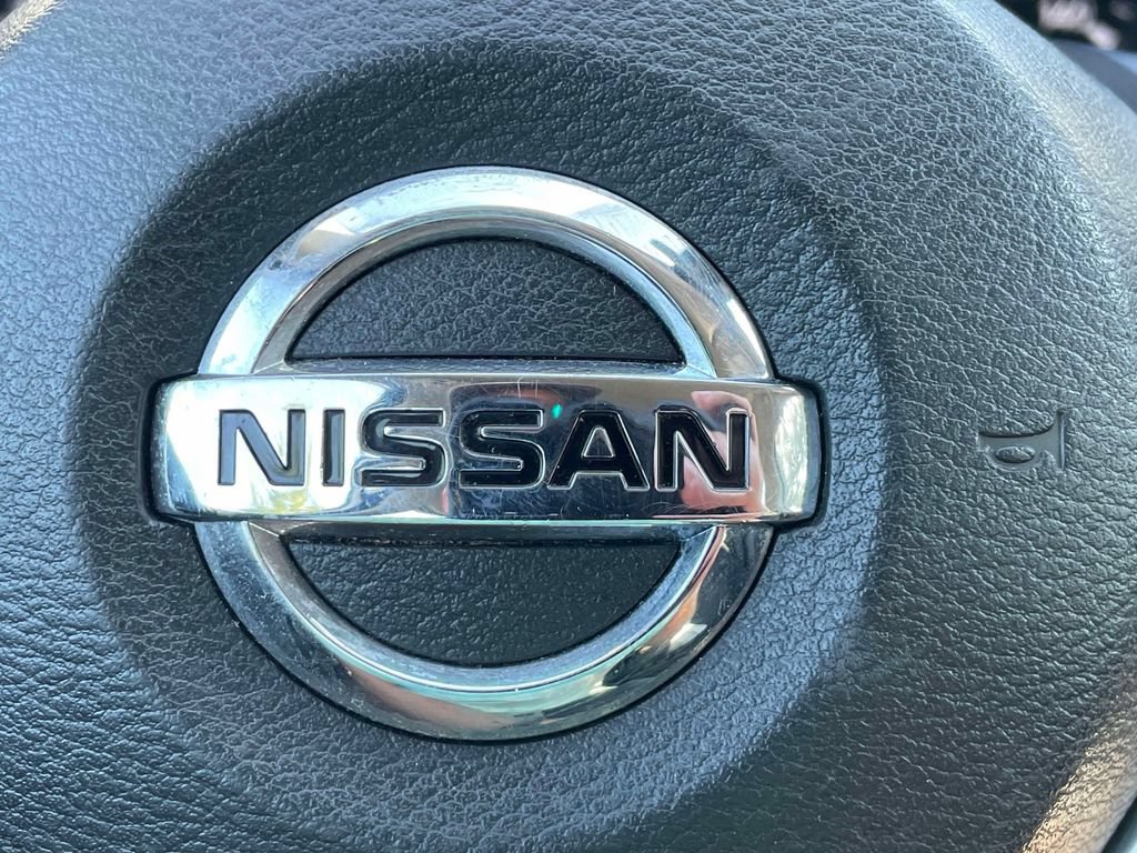 Used 2019 Nissan Rogue S FWD image 30