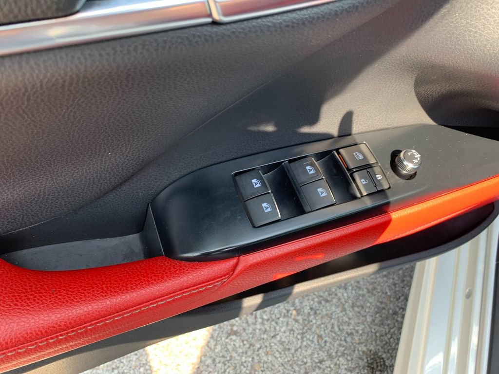 Used 2019 Toyota Camry XSE FWD image 13