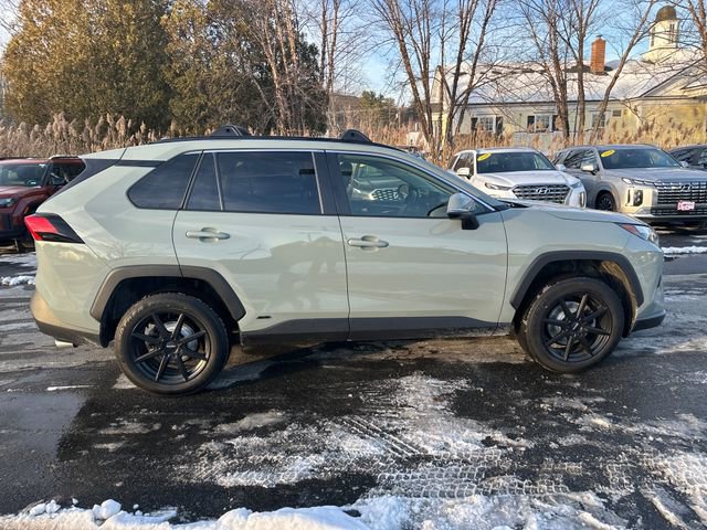 Used 2023 Toyota RAV4 XLE Premium image 6