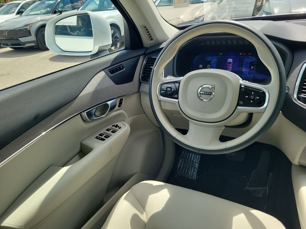 Certified 2024 Volvo XC90 T8 Plus w/ Protection Package AWD/4WD image 16