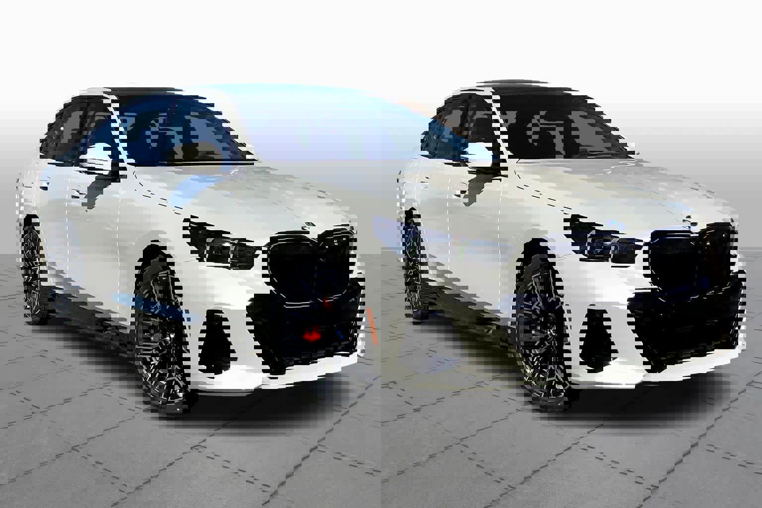 Used 2026 BMW 550e xDrive w/ Executive Package image 2