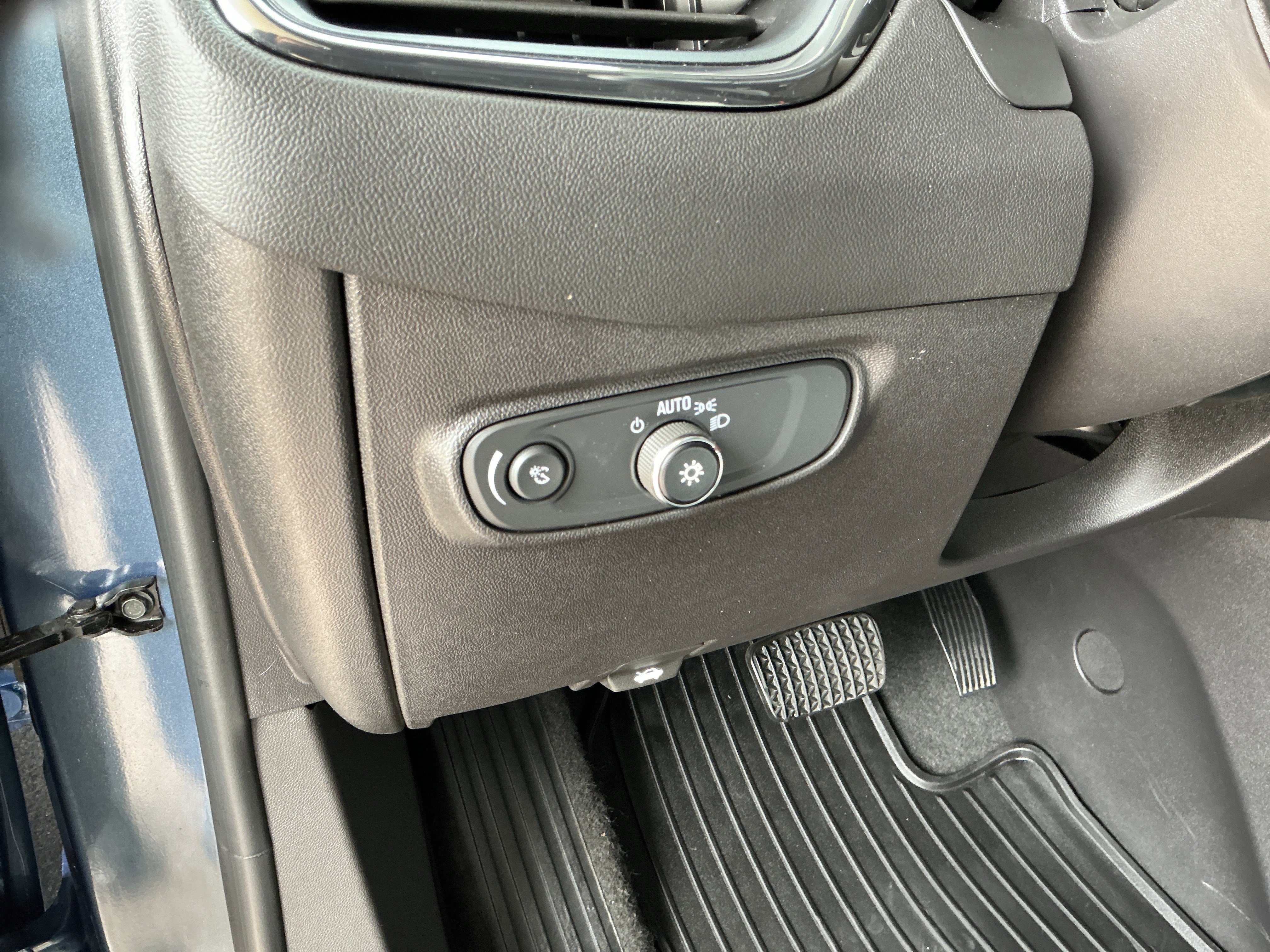 Used 2024 Chevrolet Equinox RS image 26