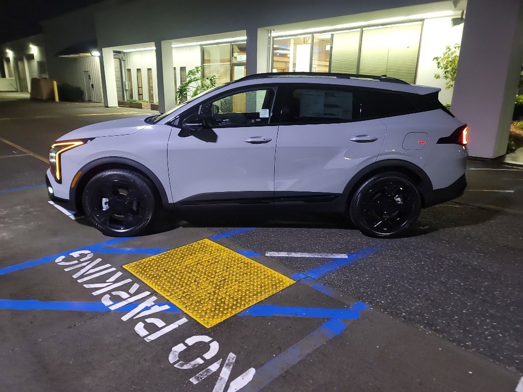 New 2026 Kia Sportage X-Line image 2