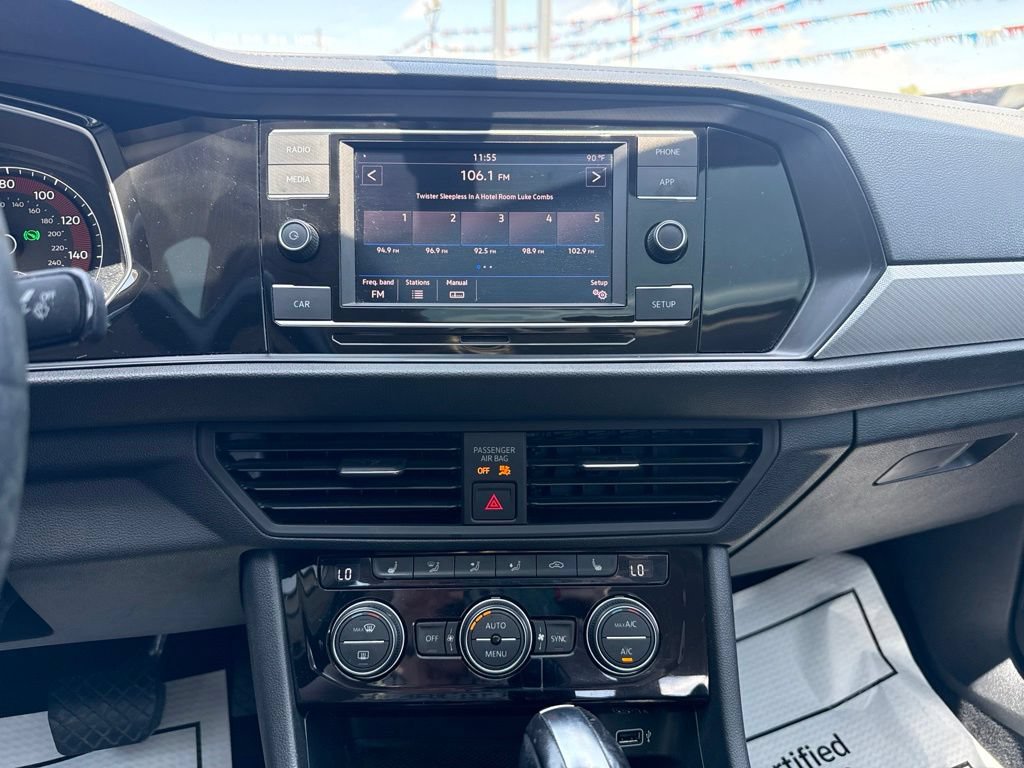 Used 2019 Volkswagen Jetta SE FWD image 15