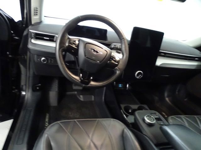 Used 2021 Ford Mustang Mach-E Select w/ Comfort/Appearance Package image 5