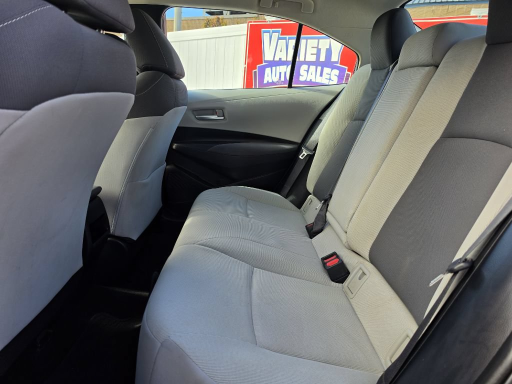 Used 2021 Toyota Corolla LE FWD image 16