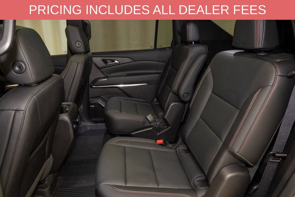 Used 2025 Chevrolet Traverse Z71 w/ Enhanced Driving Package AWD/4WD image 10