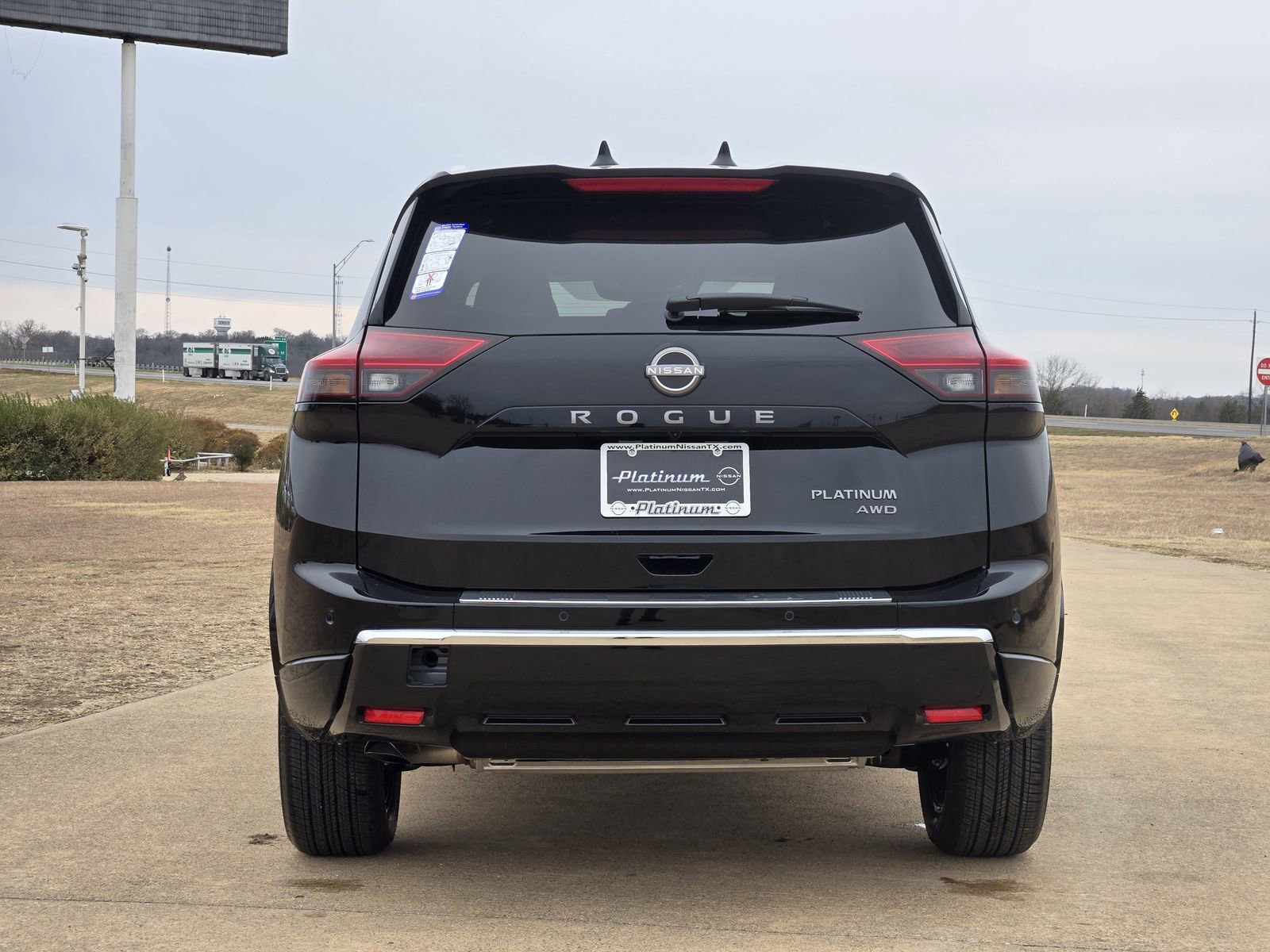 New 2026 Nissan Rogue Platinum image 8