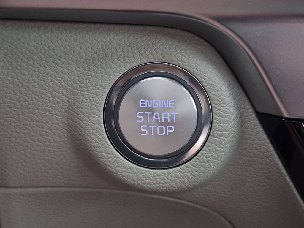 Used 2025 Kia Telluride S FWD image 29