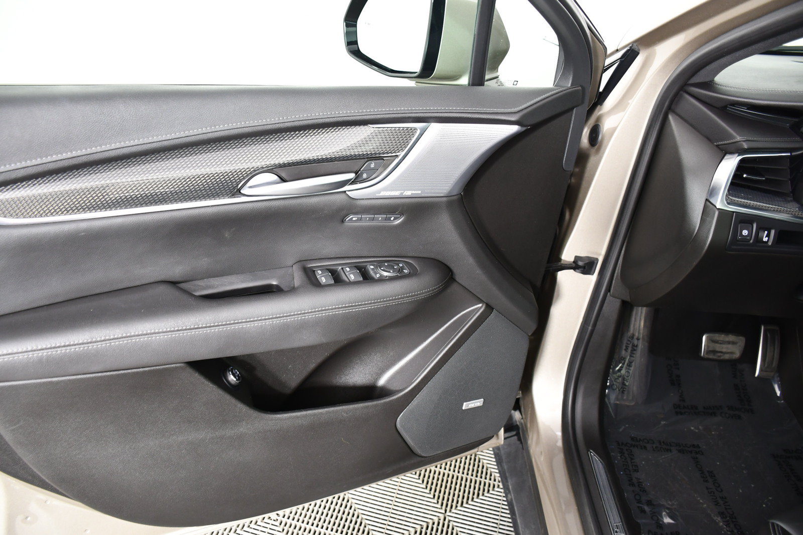 Used 2023 Cadillac XT5 Sportv AWD/4WD image 39