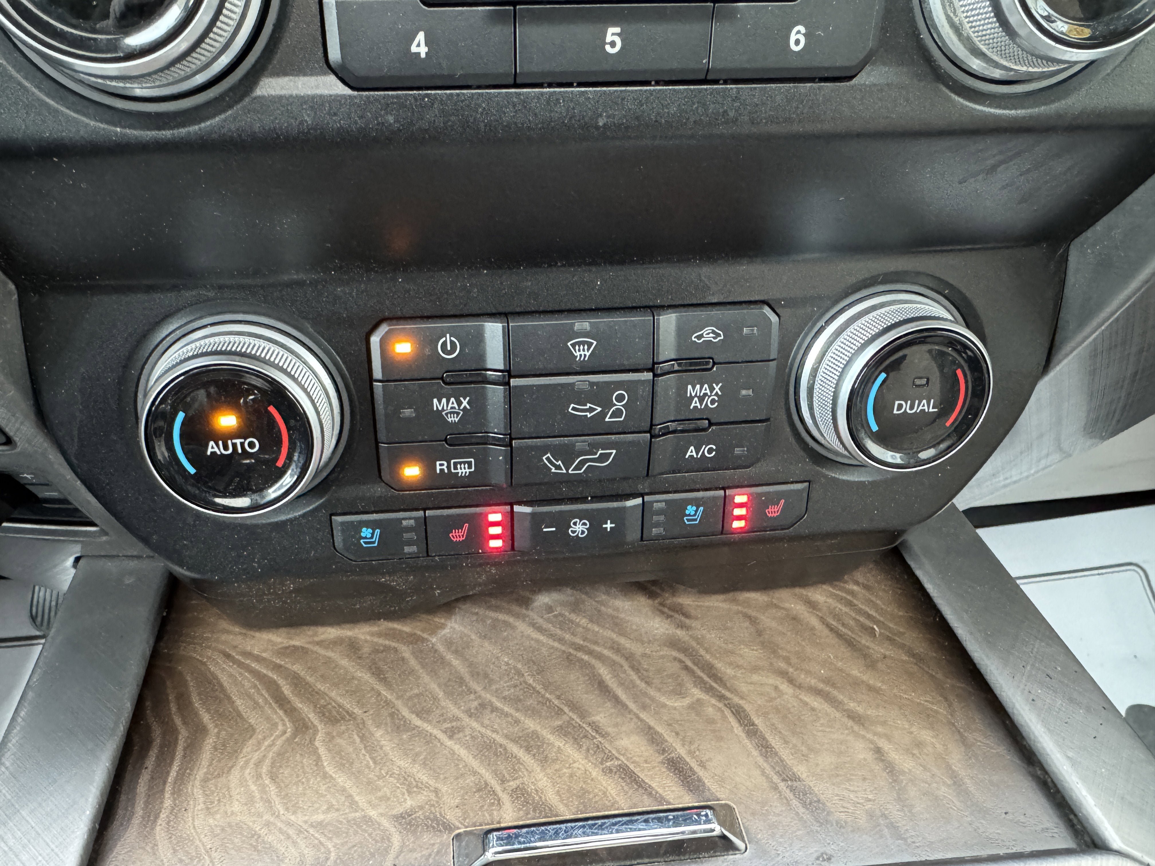 Used 2020 Ford F150 Limited w/ Trailer Tow Package AWD/4WD image 19