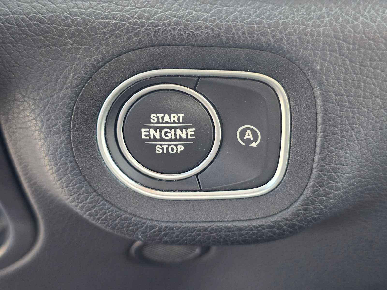 Used 2022 Mercedes-Benz GLE 350 4MATIC w/ Premium Package image 43