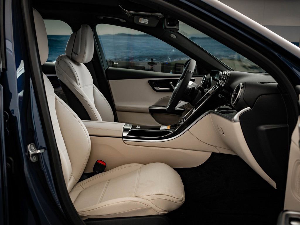 New 2026 Mercedes-Benz C 300 4MATIC Sedan image 27