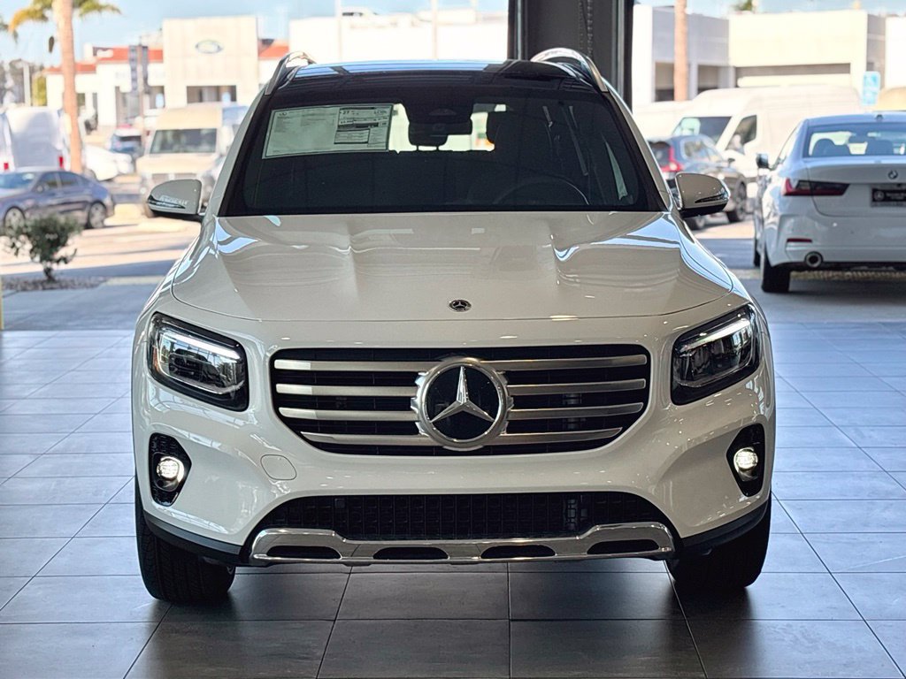 New 2026 Mercedes-Benz GLB 250 4MATIC image 7