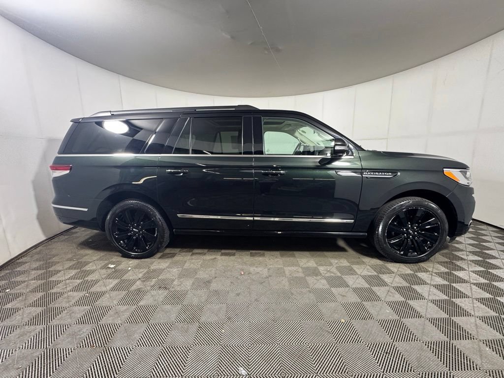 Certified 2023 Lincoln Navigator L Black Label AWD/4WD image 6