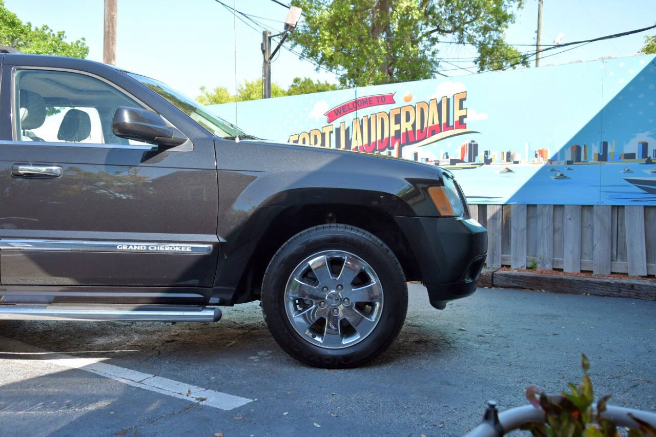 Used 2008 Jeep Grand Cherokee Overland w/ Mopar Chrome Edition Group AWD/4WD image 33