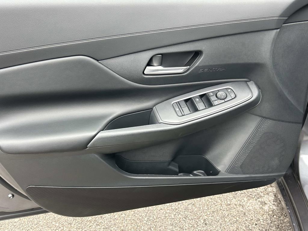 New 2026 Nissan Sentra SV w/ SV Convenience Package FWD image 14