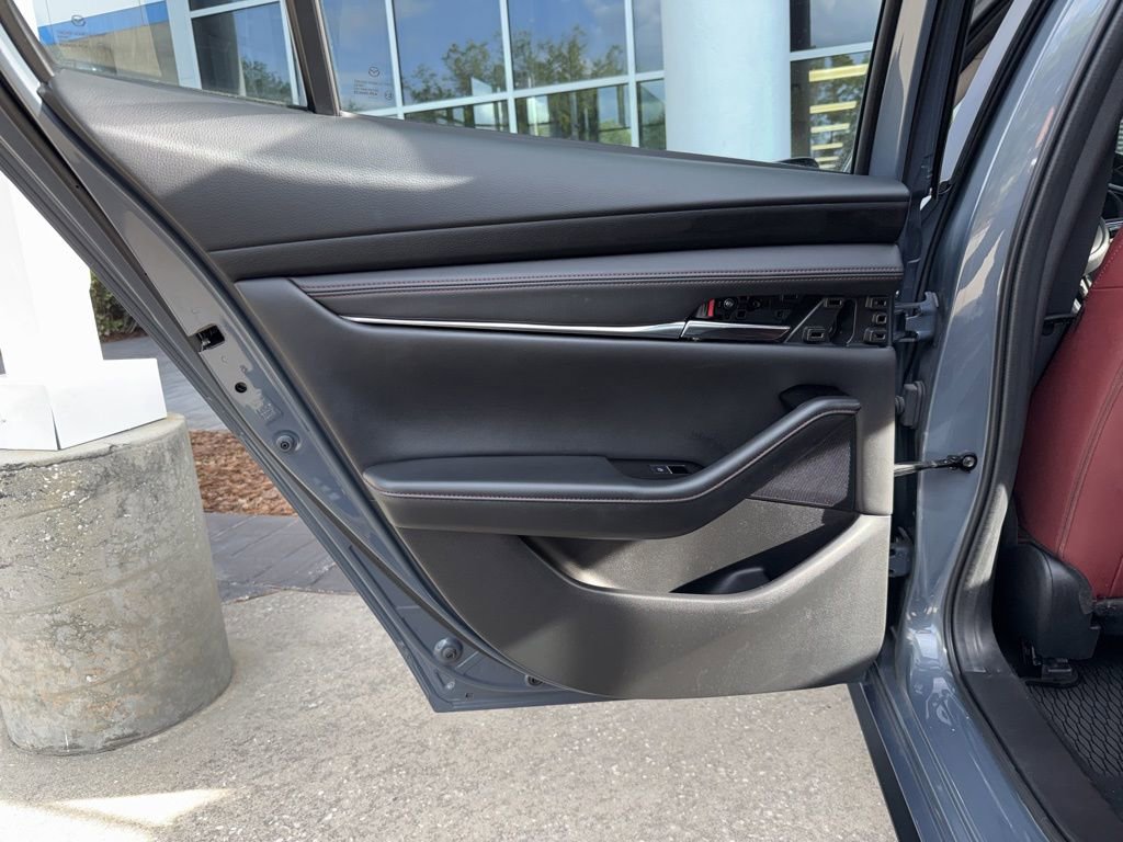 Used 2022 MAZDA MAZDA3 s FWD image 26