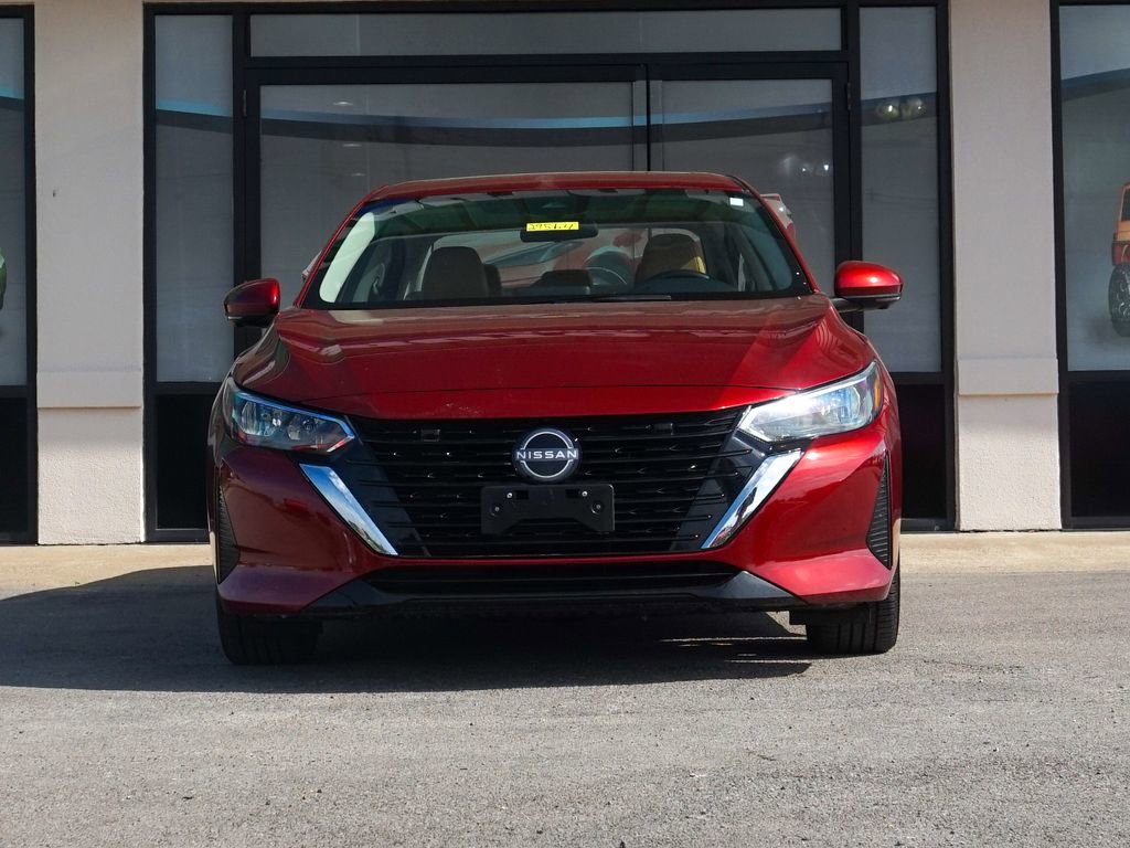 Used 2024 Nissan Sentra SV w/ SV Premium Package FWD image 7