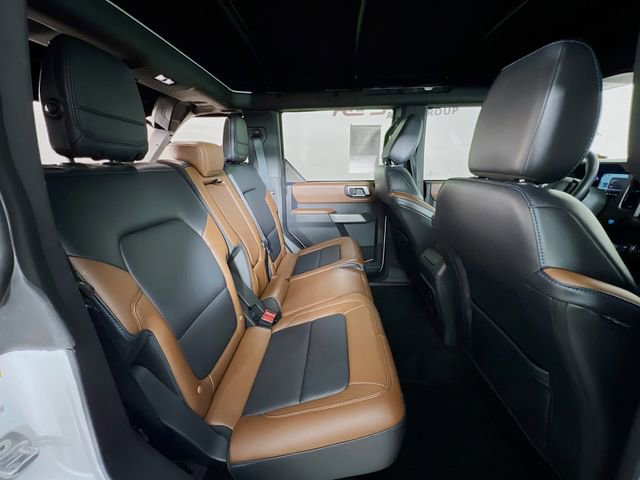 Used 2023 Ford Bronco Outer Banks AWD/4WD image 40