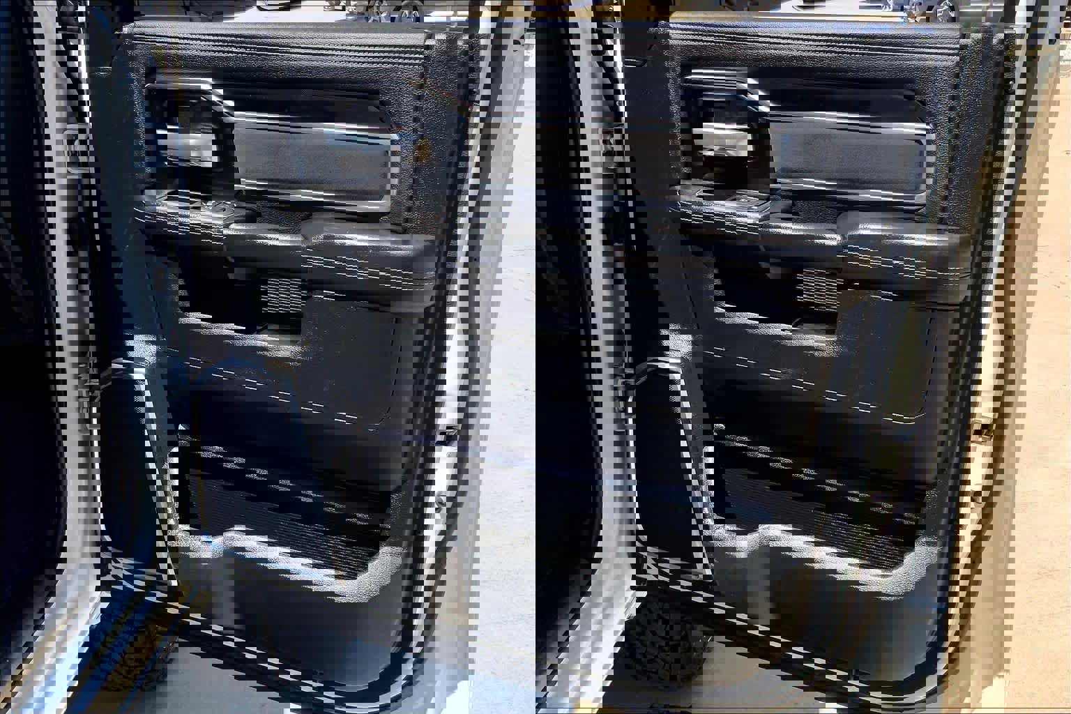 Used 2022 RAM 3500 Laramie image 22