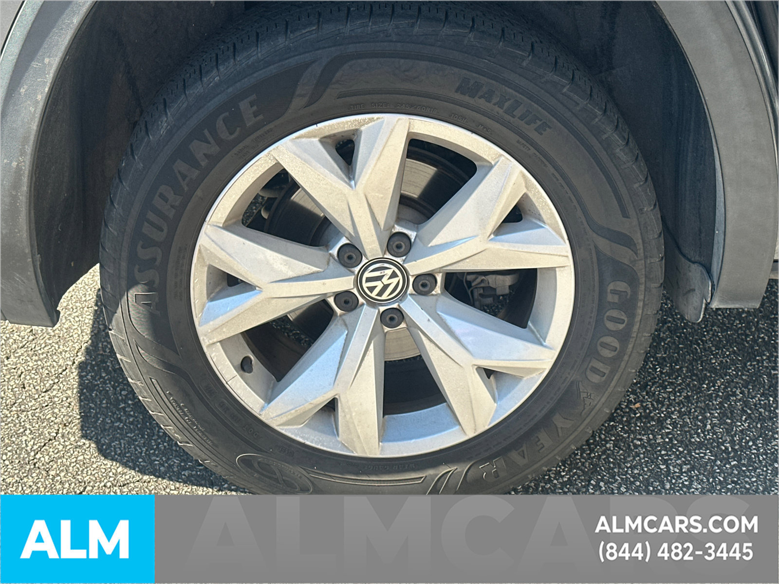 Used 2018 Volkswagen Atlas SEL FWD image 18
