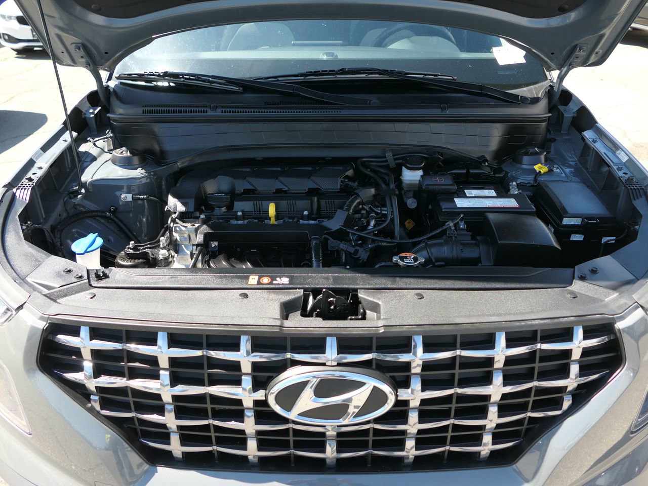 Used 2023 Hyundai Venue SEL image 28