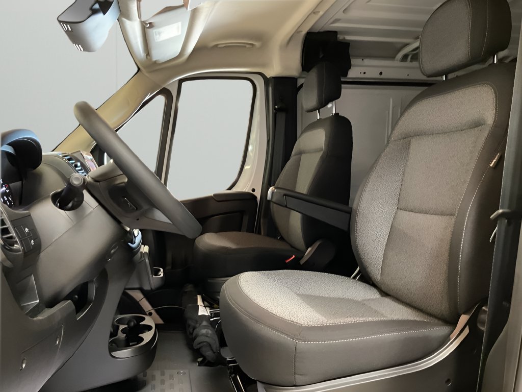 New 2026 RAM ProMaster 2500 w/ Convenience Group FWD image 11