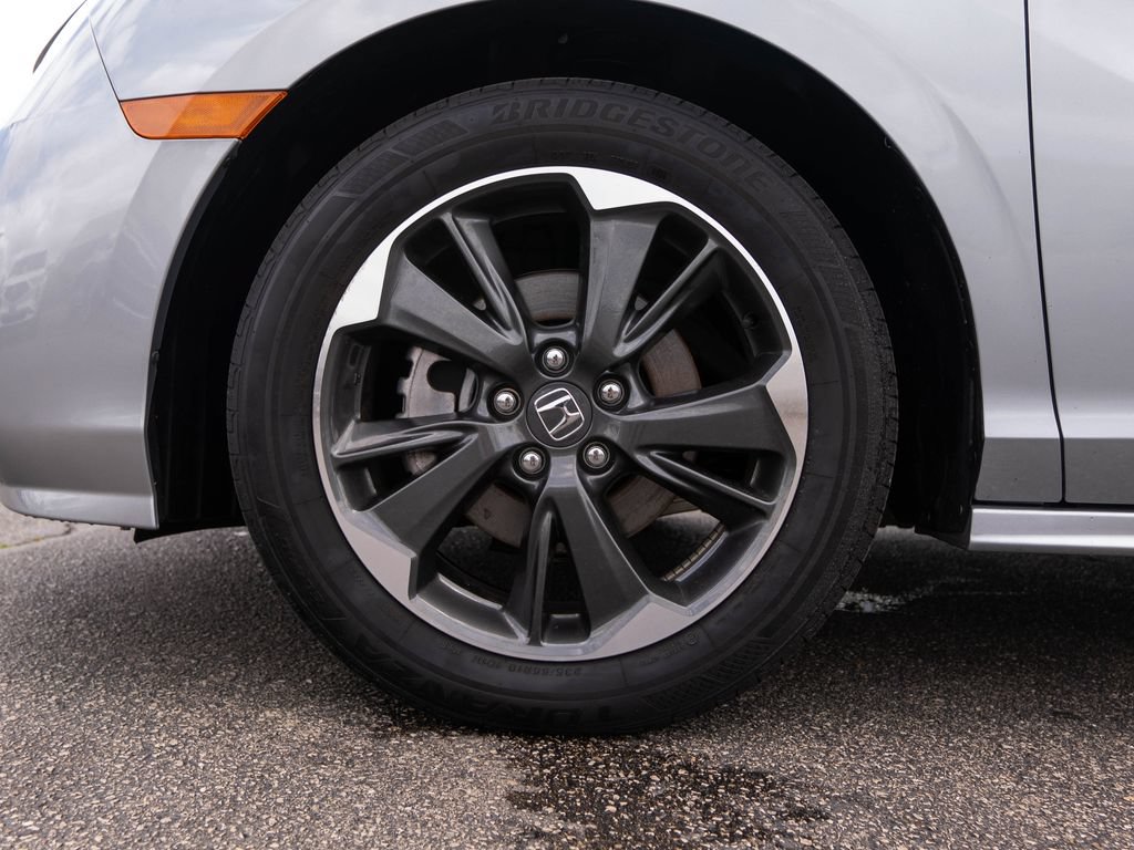 Used 2024 Honda Odyssey Elite image 13