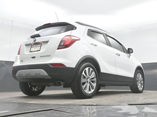 Used 2020 Buick Encore Preferred w/ Safety Package FWD image 43