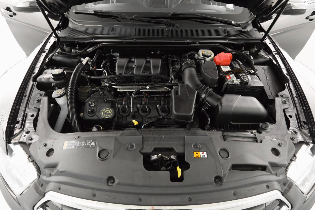Used 2014 Ford Taurus Limited w/ Equipment Group 301A image 36