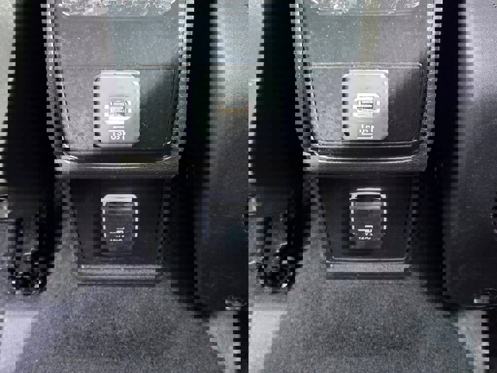 Used 2025 Jeep Compass Trailhawk image 18