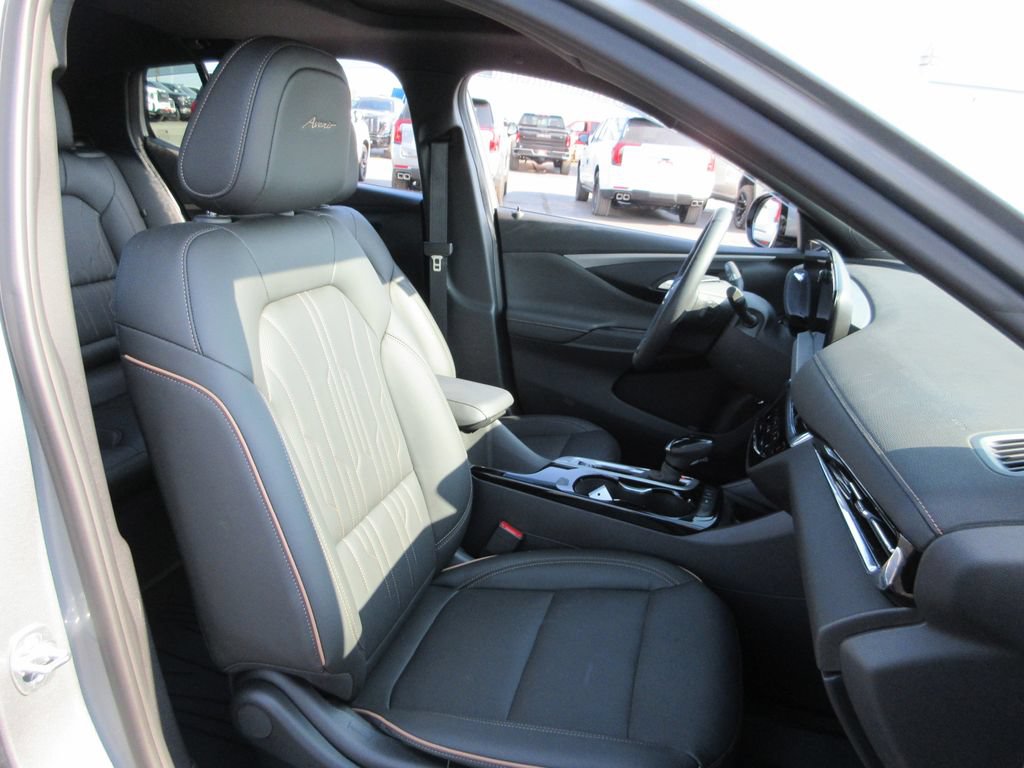 Used 2024 Buick Envista Sport Touring FWD image 21
