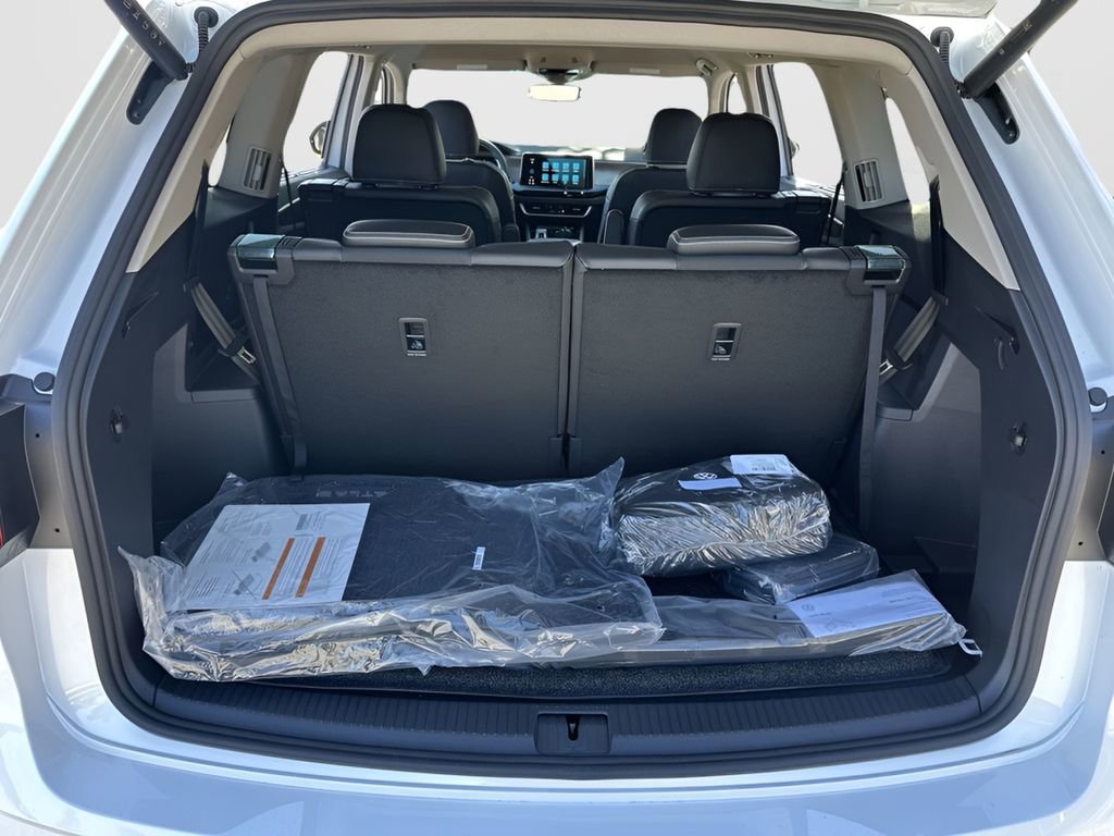 New 2026 Volkswagen Atlas SE image 25