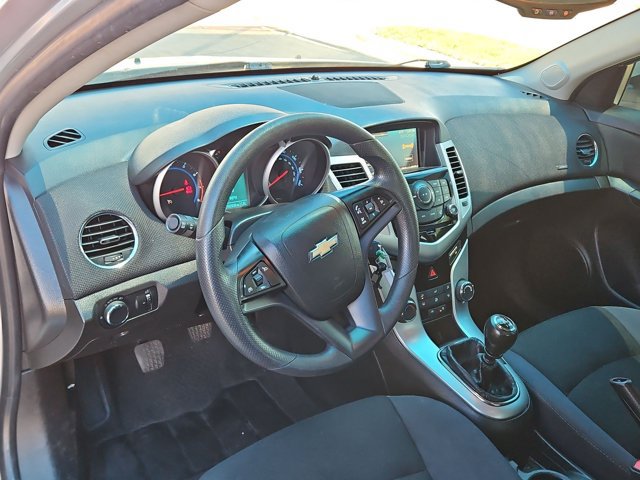 Used 2015 Chevrolet Cruze Eco FWD image 10
