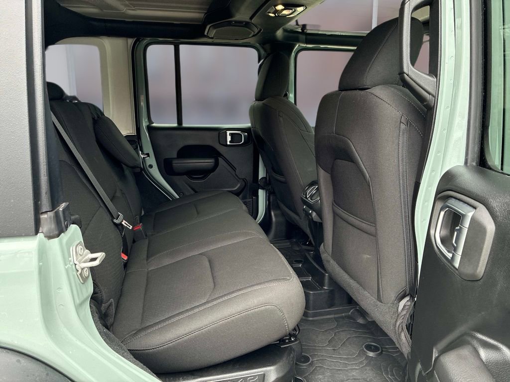 Used 2023 Jeep Wrangler Unlimited w/ Convenience Group image 11