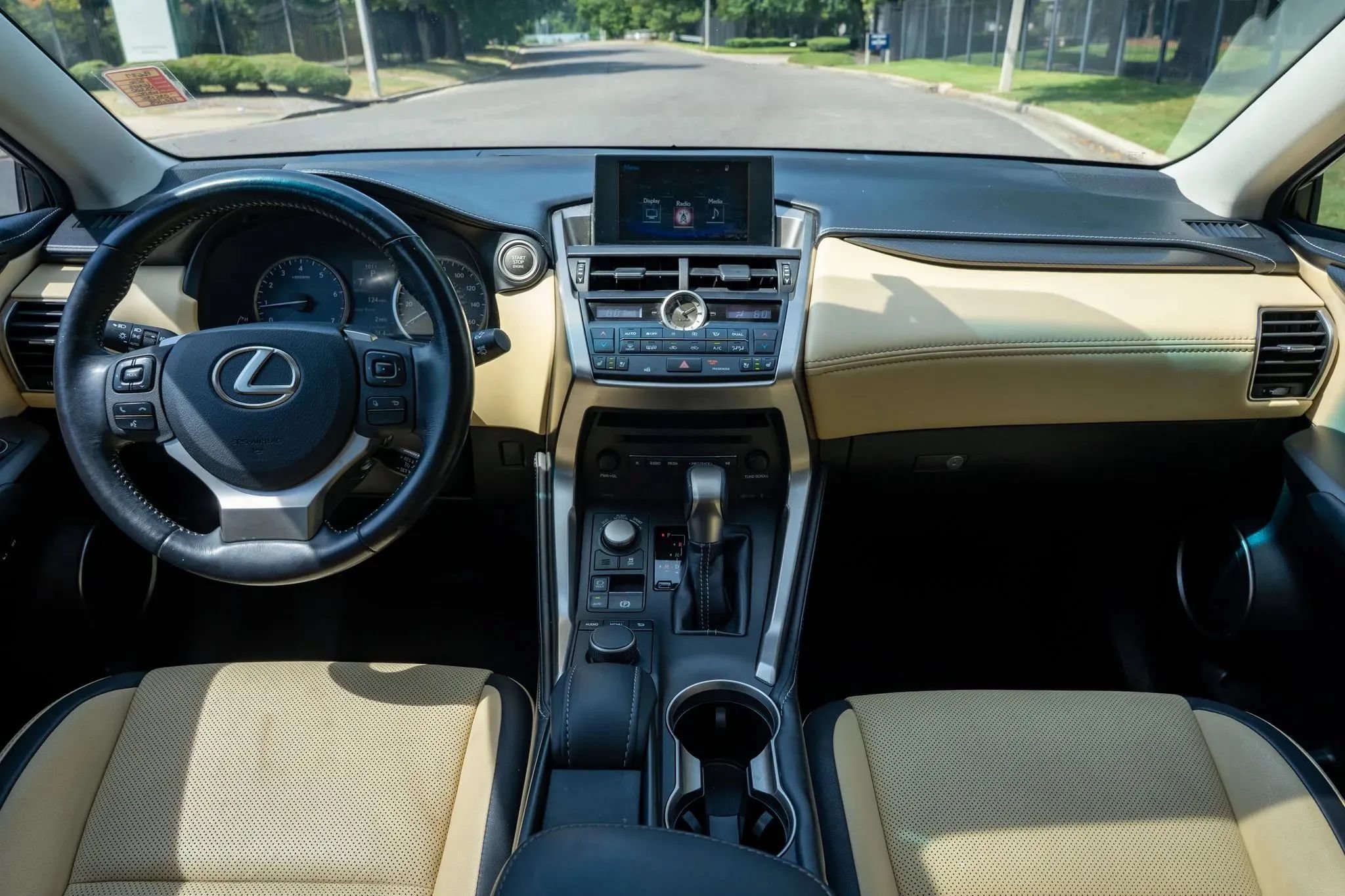 Used 2016 Lexus NX 200t FWD w/ Premium Package image 18