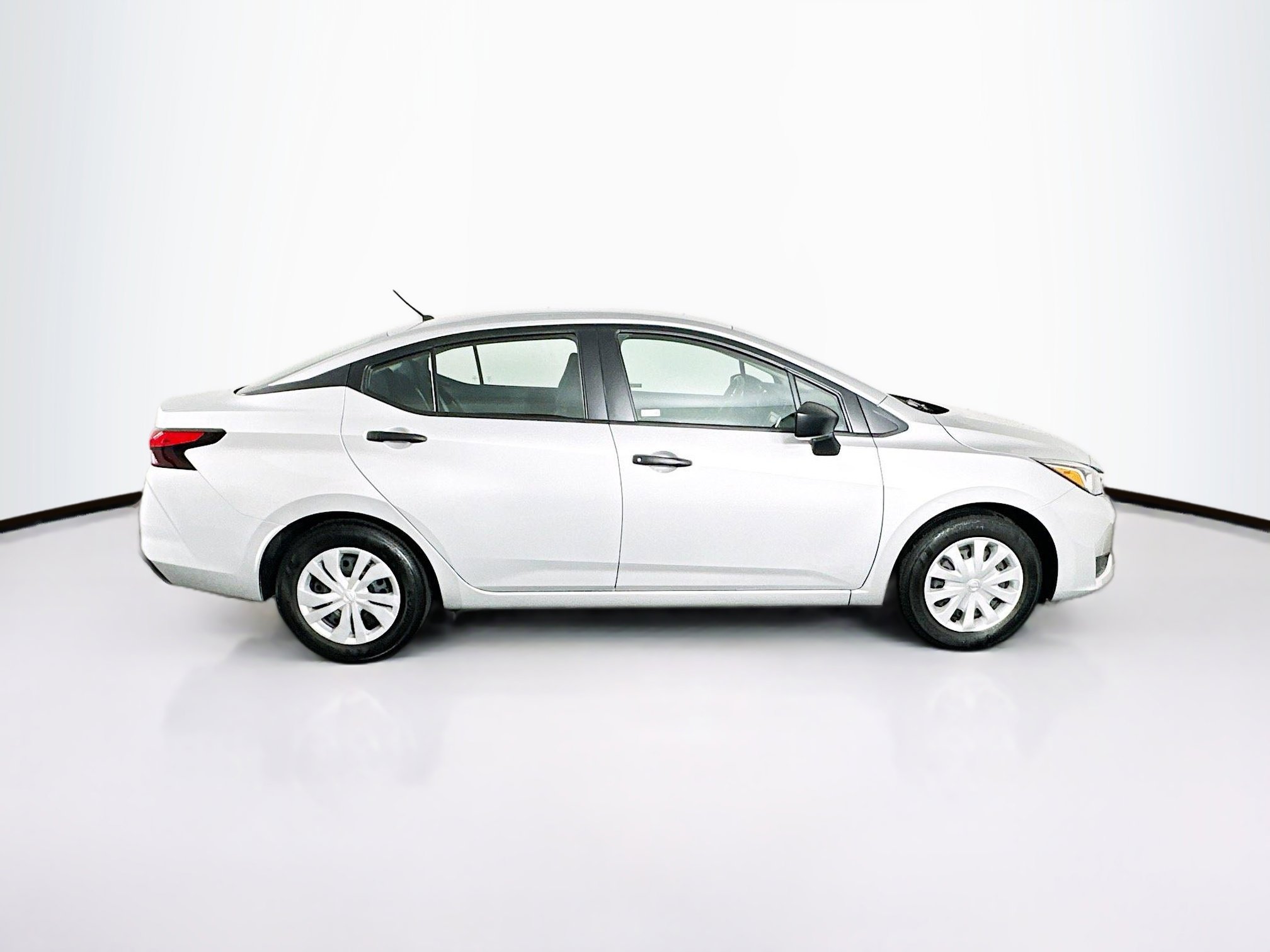 Used 2024 Nissan Versa S image 10