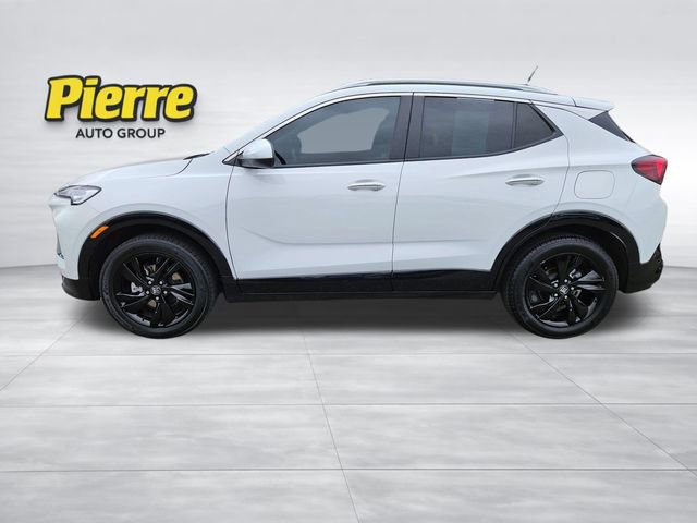 Used 2024 Buick Encore GX Sport Touring AWD/4WD image 2