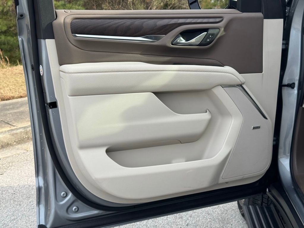 Used 2024 GMC Yukon Denali w/ Advanced Technology Package image 24