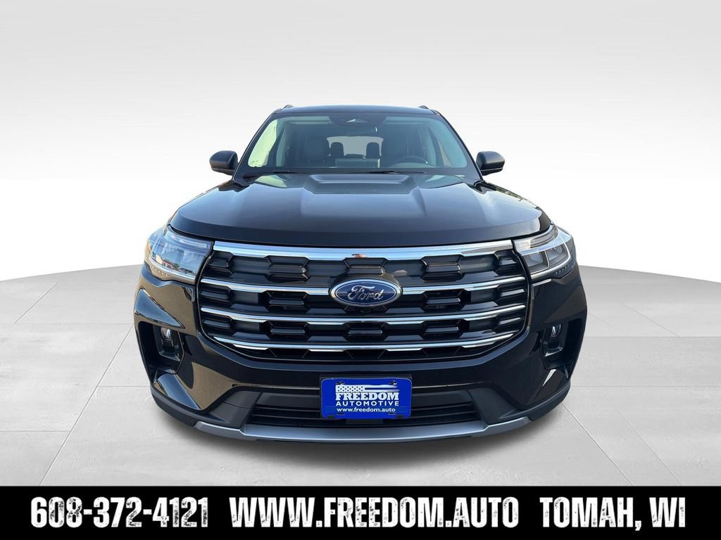 New 2026 Ford Explorer Active w/ Active Comfort Package AWD/4WD image 10