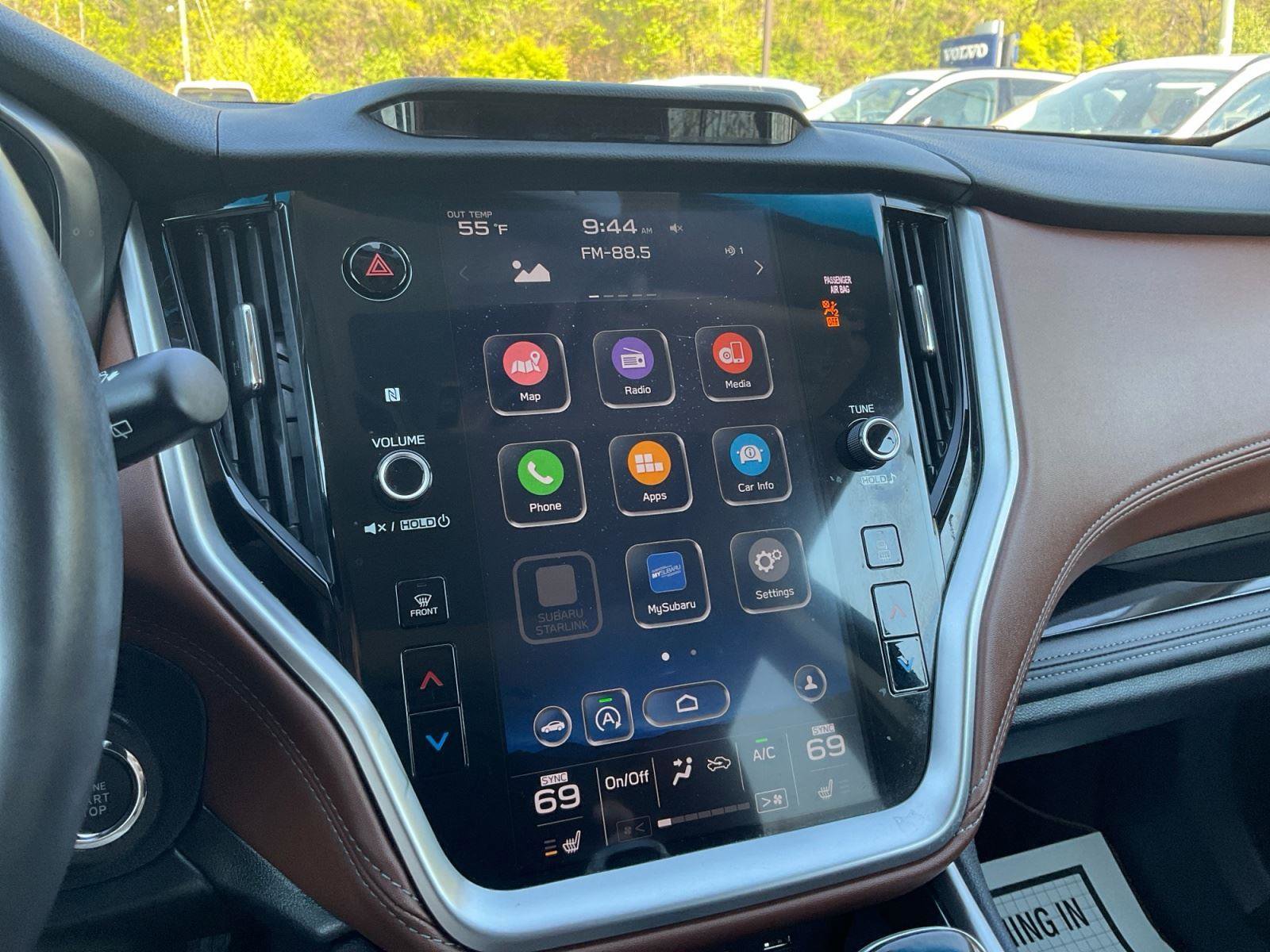 Used 2022 Subaru Outback Touring image 18