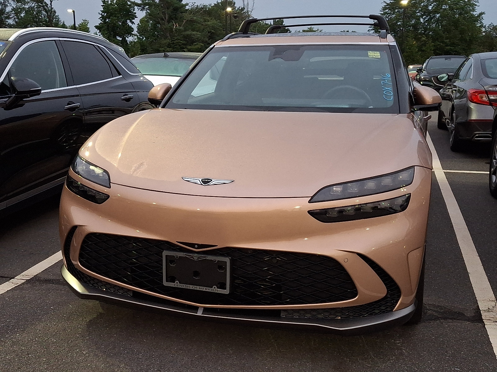 Certified 2023 Genesis GV60 Advanced AWD/4WD image 4