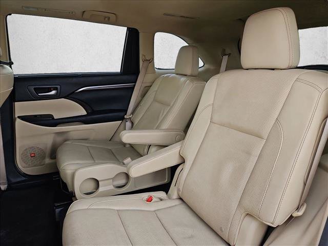 Used 2016 Toyota Highlander Limited FWD image 20
