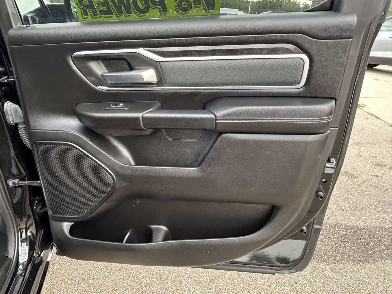 Used 2022 RAM 1500 Big Horn AWD/4WD image 15